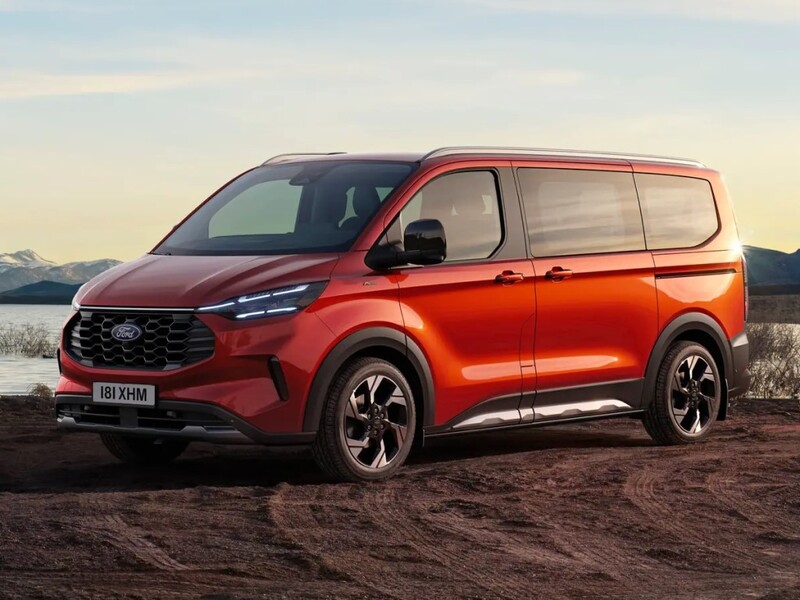 uusi Ford Tourneo Custom